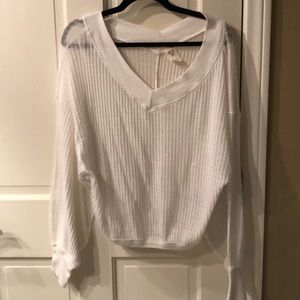 Free people white off the shoulder shirt. Size XS